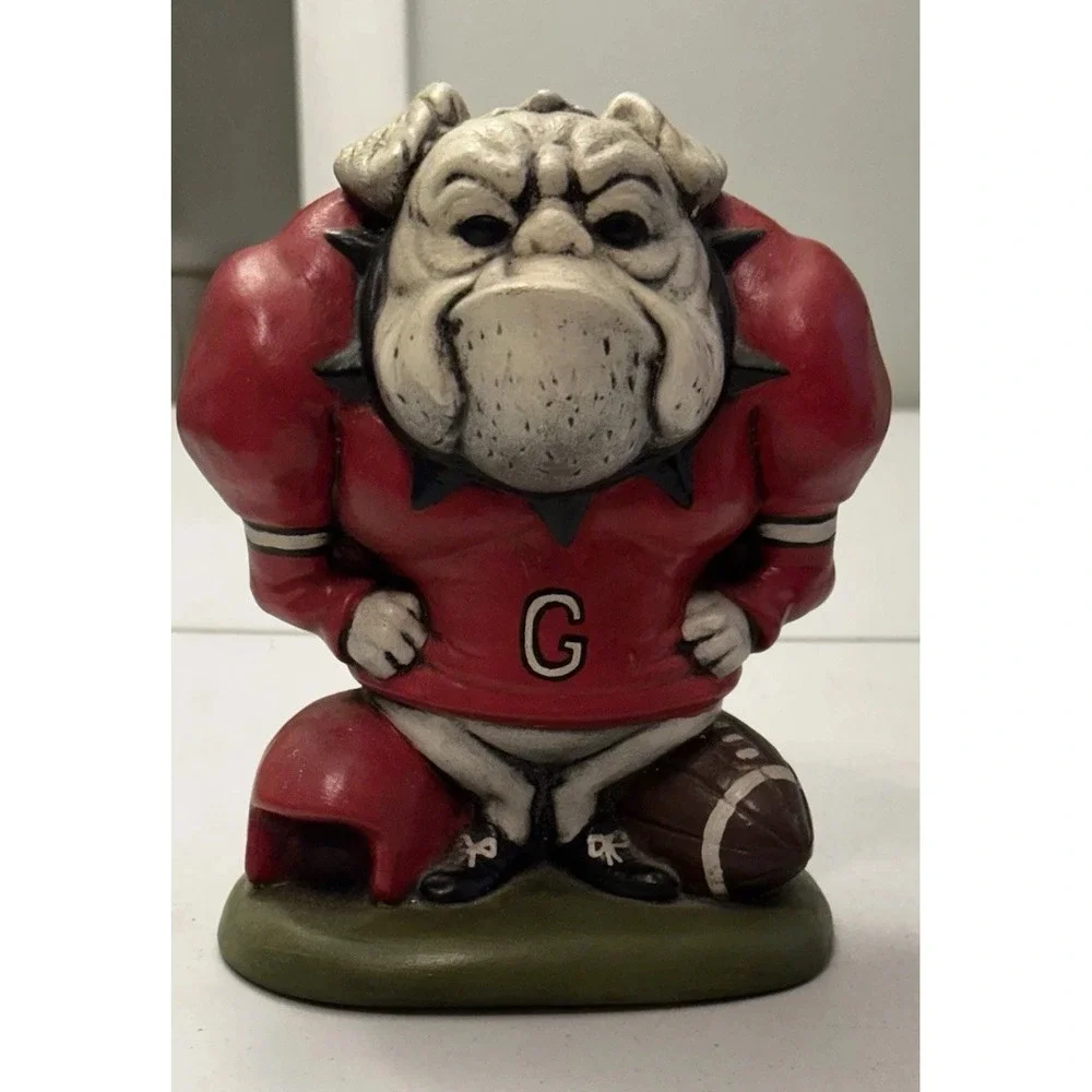 University Of Georgia Bulldog Ceramic Piggy Bank. Does not Have Bottom Stopper.